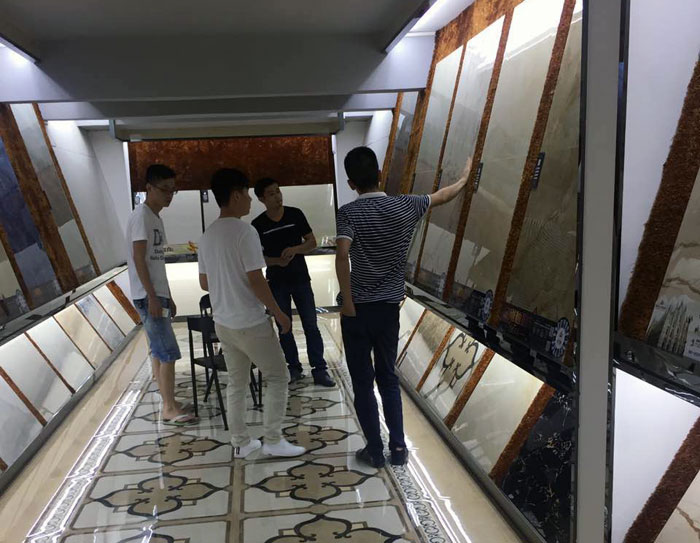 Z6官网瓷砖 揭阳榕城300方专卖店盛装开业，感触全新的视觉盛宴