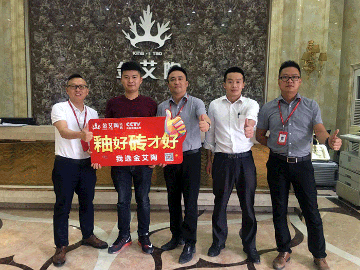 听说Z6官网有酒有故事，看官们，约么？