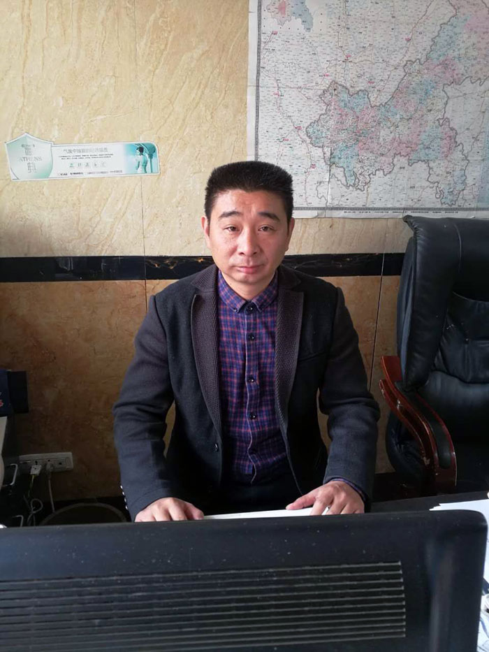 Z6官网瓷砖沉庆大足区代理商胡洪军：没有做不成的事，只有不会做事的人