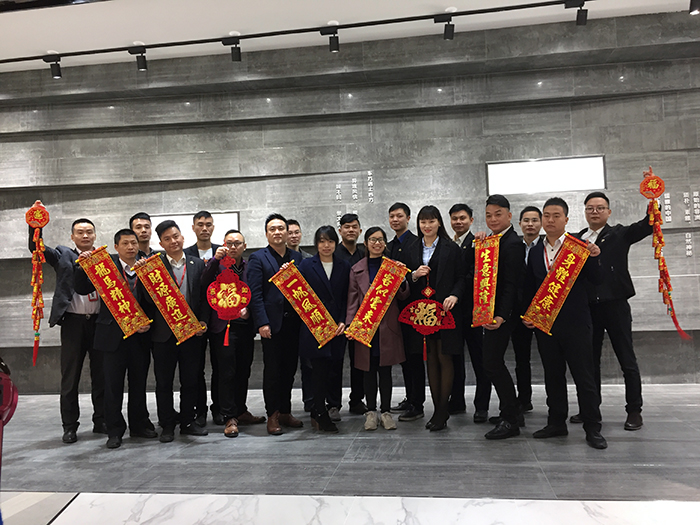 Z6官网2017年终总结暨赞美大会盛大召开