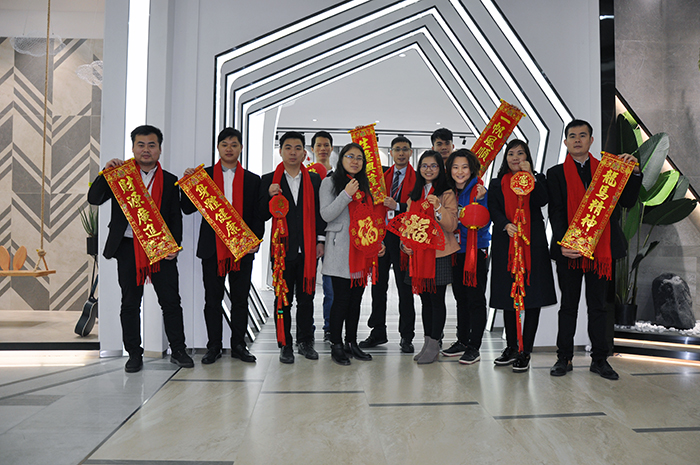 Z6官网2017年终总结暨赞美大会盛大召开