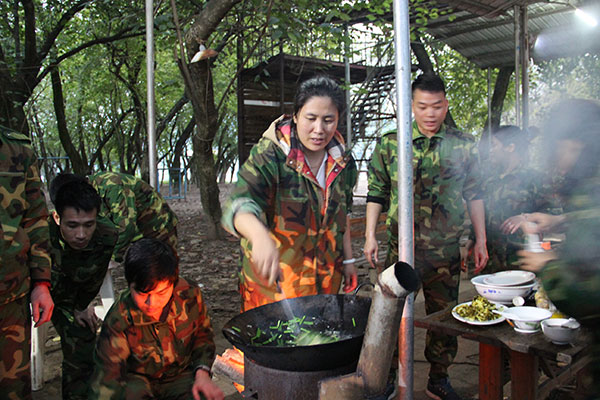 2016年Z6官网 “挑战者”孤岛生计训练