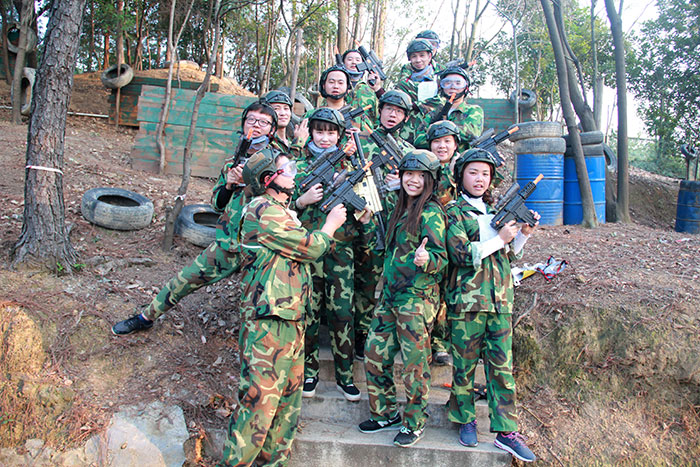 2017年2月13-15日，Z6官网“虎狼路”户表拓展训练圆满实现