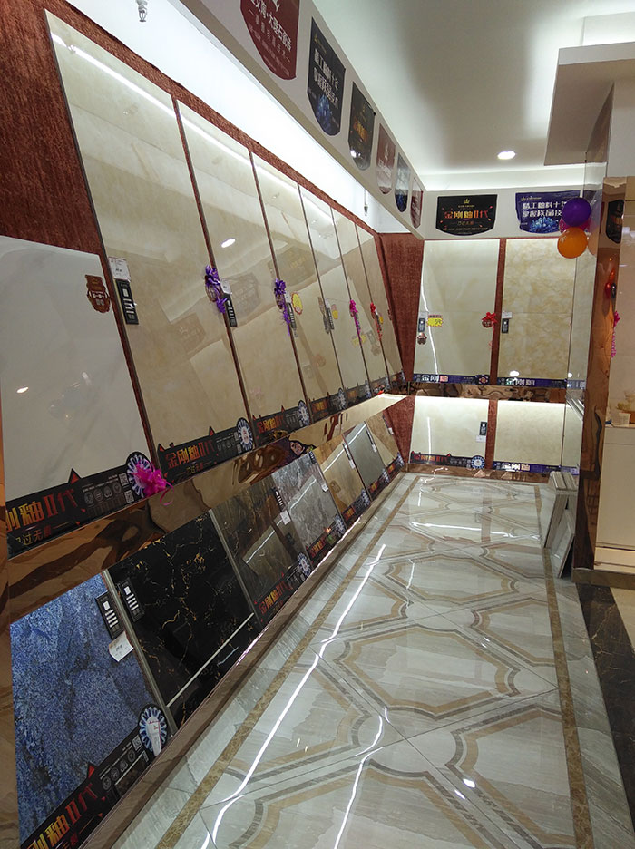 Z6官网湖北十堰专卖店选材区