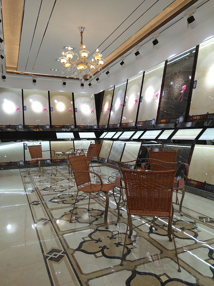 Z6官网湖南衡阳专卖店选材区